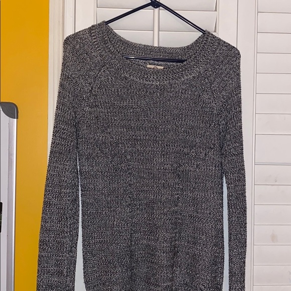 Sweaters - Grey sweater